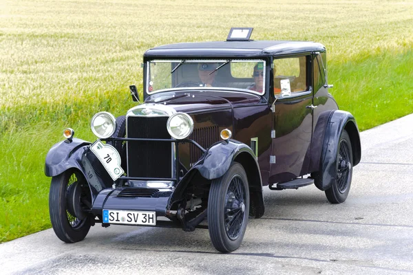 Rally for veteran cars — Stock Photo, Image