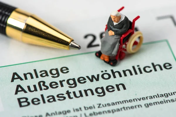 Formulier Voor Belastingaangifte Bij Het Duitse Belastingkantoor — Stockfoto