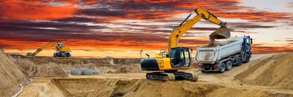 Excavator Digging Construction Site — стоковое фото