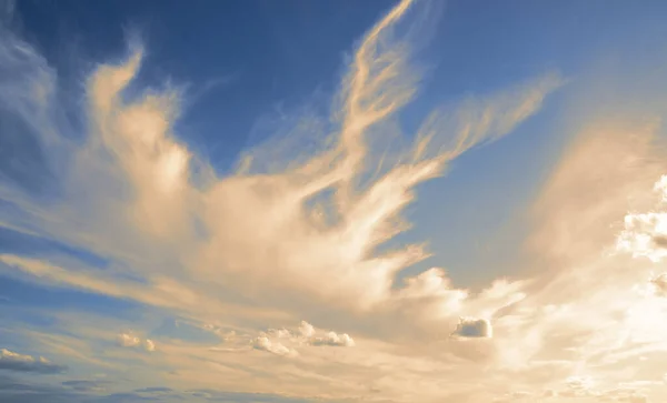 Dramatic Beautiful Clouds Sky — Foto de Stock
