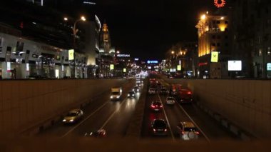 Moskova. gece trafik