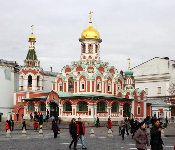 Moskou. de kazansky kerk op het Rode plein — Stockfoto