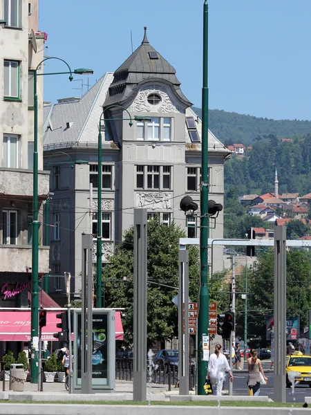 Gamla stiliserade businesscenter i sarajevo — Stockfoto