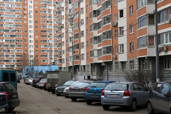 Moscow. In the new district yard — Stock Photo, Image