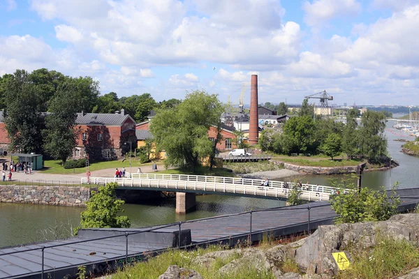 Guardando ai distretti industriali di Helsinki, Finlandia — Foto Stock