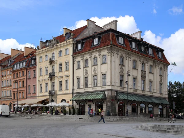 Hlavní náměstí starého města ve Varšavě, Polsko — Stock fotografie