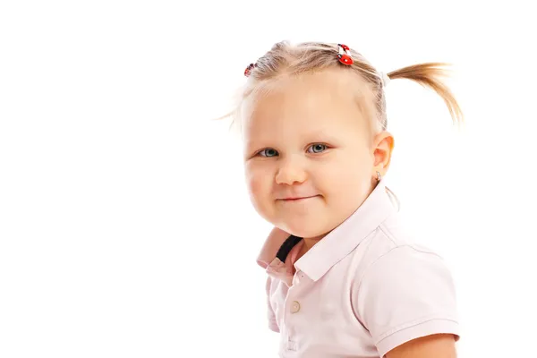 Criança pequena feliz posando no estúdio — Fotografia de Stock