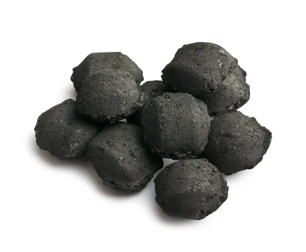 Briquettes de charbon de bois — Photo