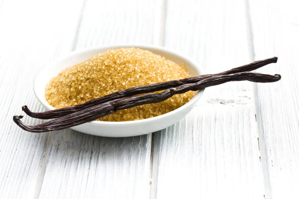 Baccelli di vaniglia con zucchero di canna — Foto Stock