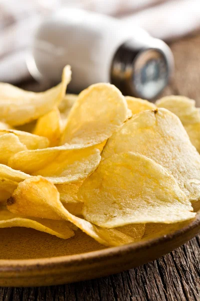 Crispy potato chips — Stock Photo, Image