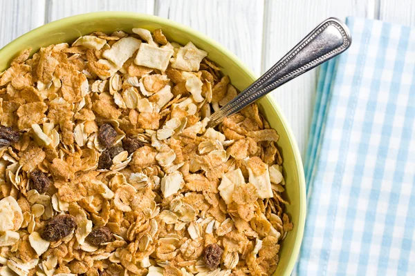 Muesli crocante em tigela — Fotografia de Stock