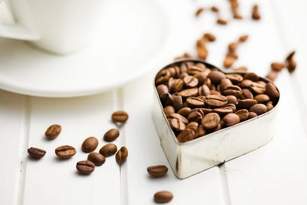 Coffee beans in heart form — Stock Photo, Image