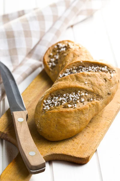 Pane sul tagliere — Foto Stock