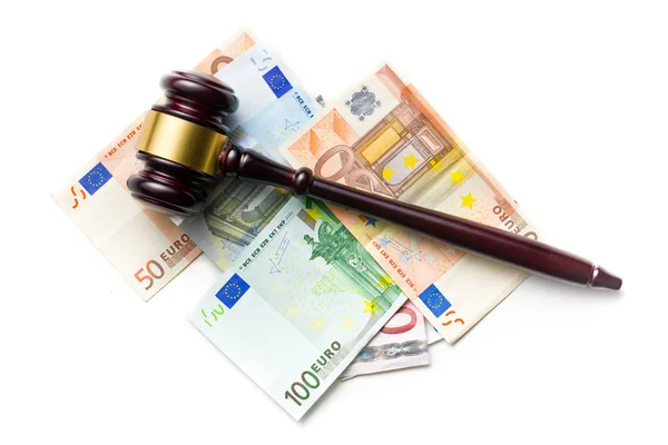 Juge gavel sur les billets en euros — Photo