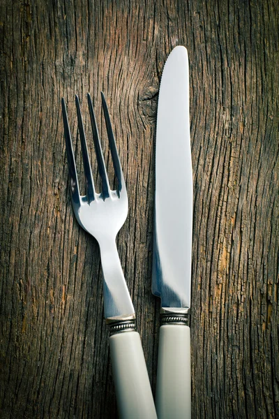 Tenedor y cuchillo de plata — Foto de Stock