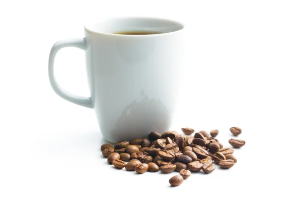 Koffiecup en koffiebonen — Stockfoto