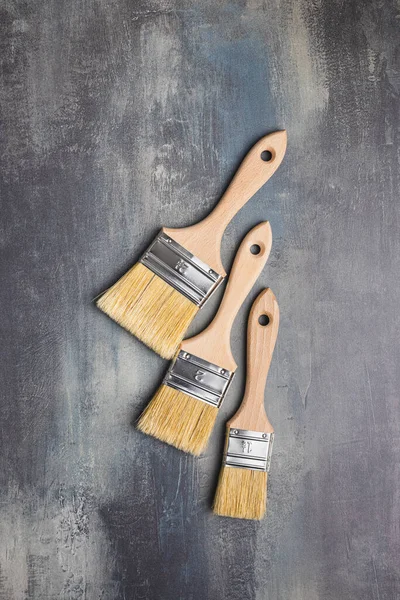 Set Clean Paint Brushes Grunge Background Top View — Stock Photo, Image