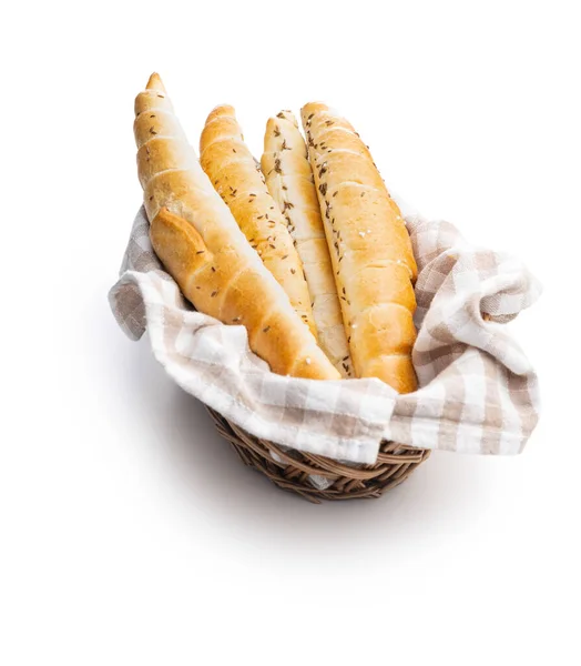 Croissant Cozido Cesto Rolo Crocante Pão Isolado Fundo Branco — Fotografia de Stock