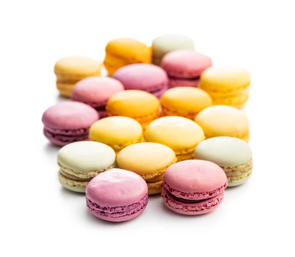 Süße Bunte Macarons Traditionelle Französische Makronen Leckeres Dessert Isoliert Auf — Stockfoto