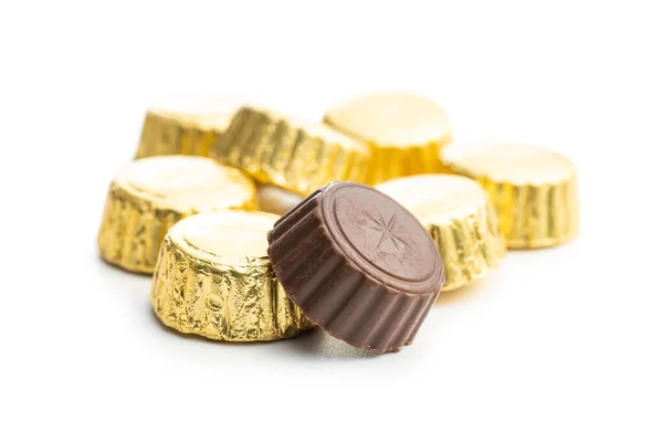 Pralinés Chocolate Envueltos Bombones Chocolate Dulce Aislados Sobre Fondo Blanco —  Fotos de Stock