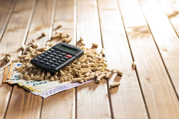 Wooden Pellets Euro Banknotes Biofuel Wooden Table Ecologic Fuel Made — Stockfoto
