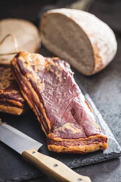 Whole Smoked Bacon Cutting Board — Foto de Stock