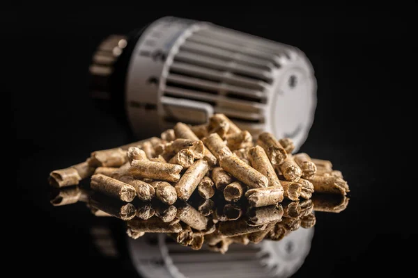 Wooden Pellets Thermostatic Valve Head Black Background Biomass Renewable Source — 스톡 사진