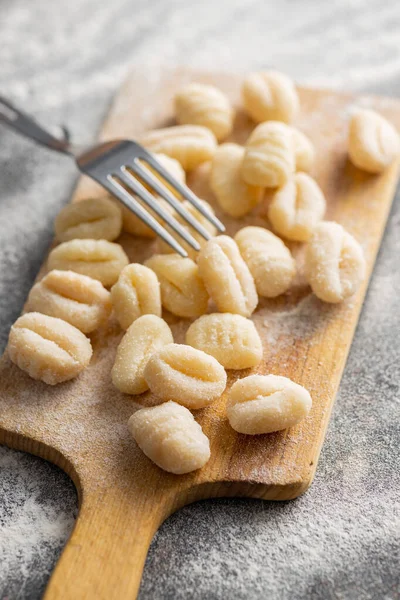 Uncooked Potato Gnocchi Cutting Board Tasty Italian Food — Stock Photo, Image