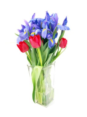 çiçek buketi mor ve kırmızı