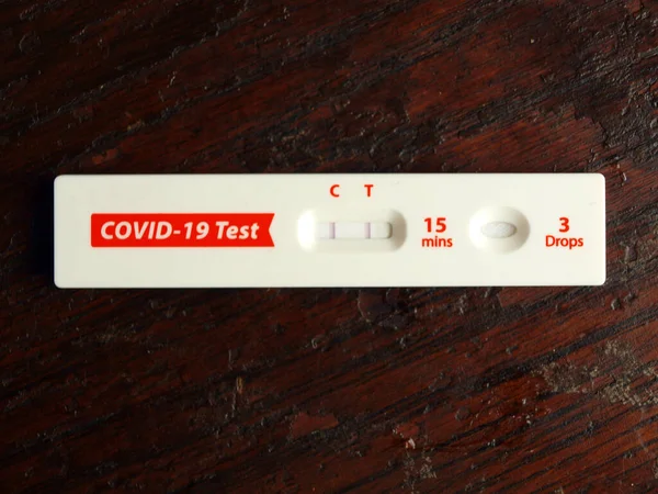 Covid Home Test Kit Showing Positive Result — Stock Photo, Image