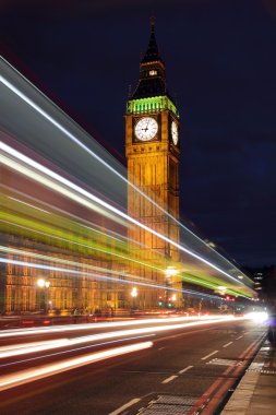 Westminster Köprüsü'nde gece