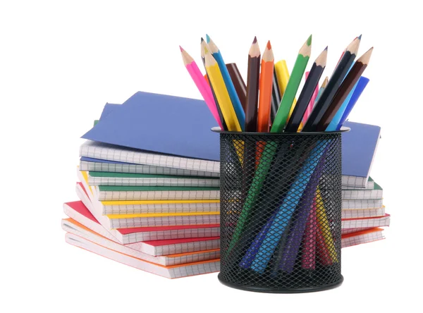 Libro di esercizi a colori e matita con pennarelli — Foto Stock