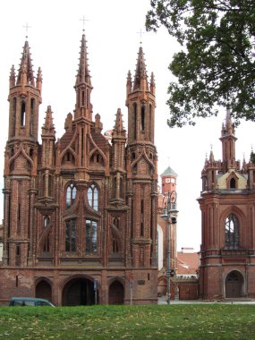 Aziz Anne'nin kilise ve bernardine Manastırı Vilnius, Litvanya.
