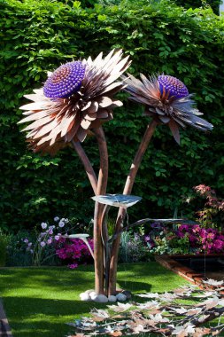 Chelsea Flower Show - Large flower sculpture clipart