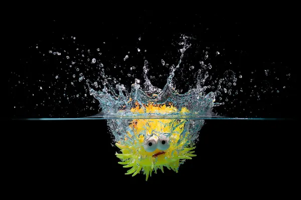 Toy fish splash — Stock Photo, Image