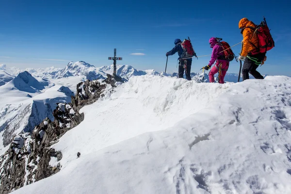 Alpin klättring — Stockfoto