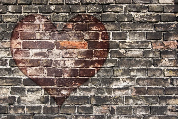 Coração na parede velha — Fotografia de Stock