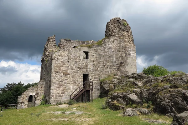Ruinen der Burg Primda — Stockfoto