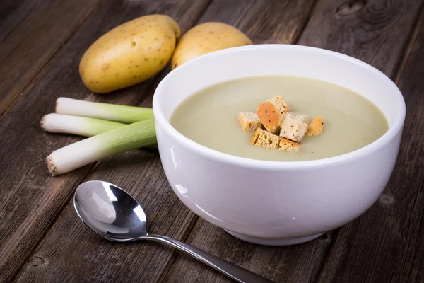 Lauch und Kartoffelsuppe Jahrgang — Stockfoto