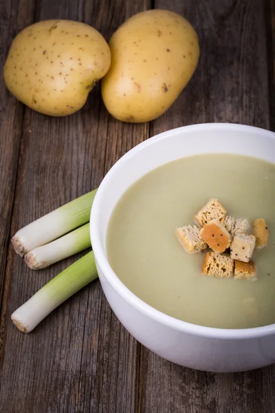 Lauch und Kartoffelsuppe Jahrgang — Stockfoto