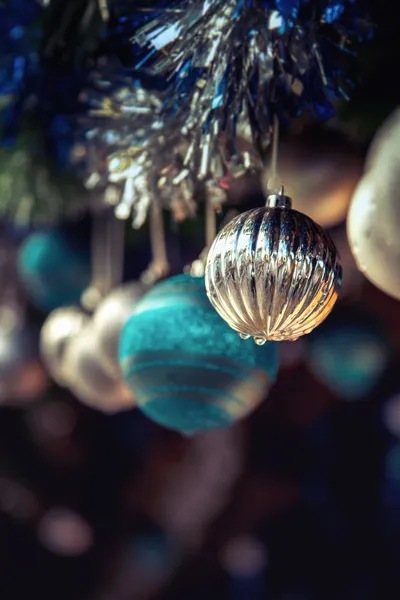 Azul y bolas de plata . — Foto de Stock