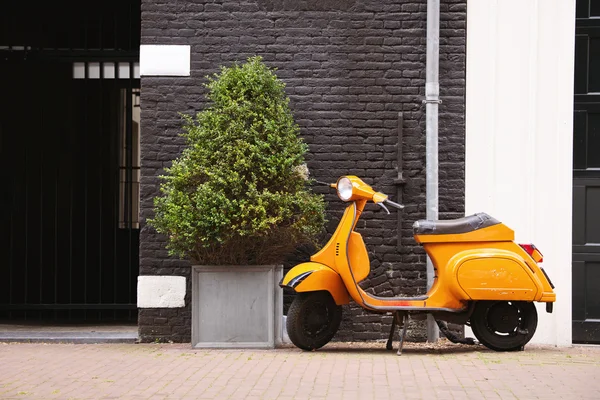 Scooter en Amsterdam —  Fotos de Stock