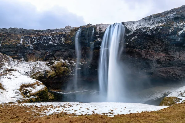 Vista Frontal Cachoeira Seljalandsfoss Sul Islândia Esta Queda Espetacular Tem — Fotografia de Stock