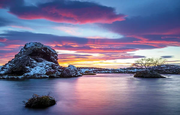 Λίμνη Myvatn Ηλιοβασίλεμα Ορεινές Περιοχές Της Βόρειας Ισλανδίας Πυροβολισμός Μεγάλης — Φωτογραφία Αρχείου