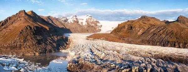 Nagy Látószögű Drónfelvétel Svinafellsjokull Gleccserről Hegyekről Gleccserlagúnáról Széles Panoráma Ősszel — Stock Fotó