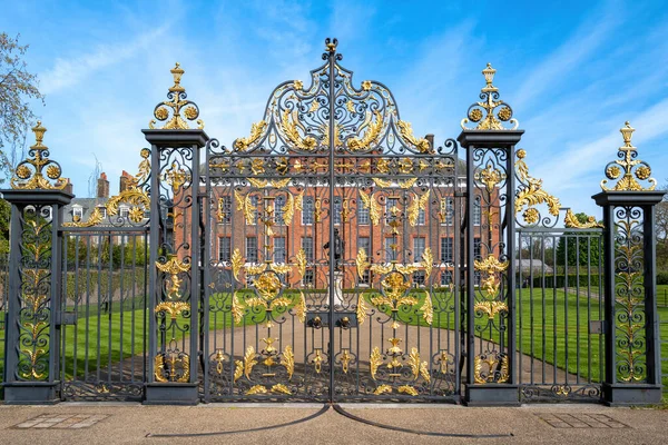 Londen Verenigd Koninkrijk April 2022 Kensington Palace Hyde Park Officiële — Stockfoto