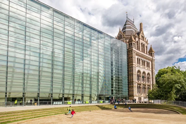 London 6Th June 2017 Exterior Natural History Museum London Showing — Stock Photo, Image