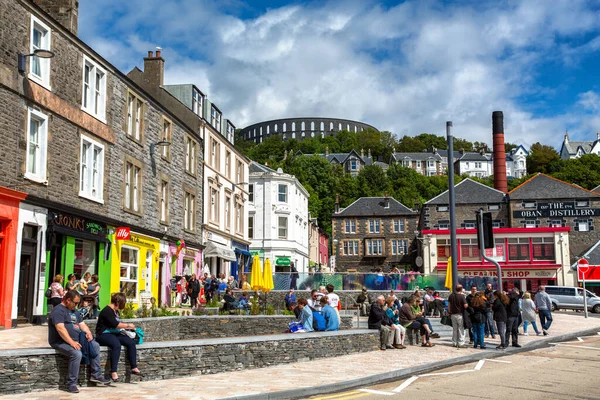 Oban Scotland July 2015 Colourful Waterfront Shops Cafes Oban Tourists — Stock Photo, Image