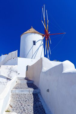 Windmill santorini Adası'nda oia Köyü
