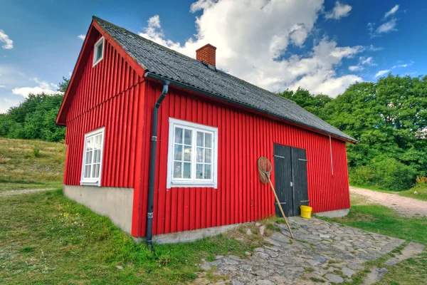 Röd svensk stuga hus — Stockfoto